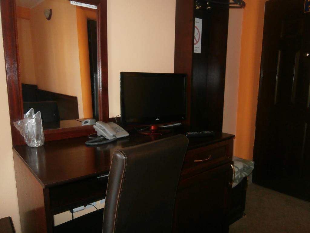 Hotel Vila Mitic Luxx Spa Centar Leskovac  Ngoại thất bức ảnh