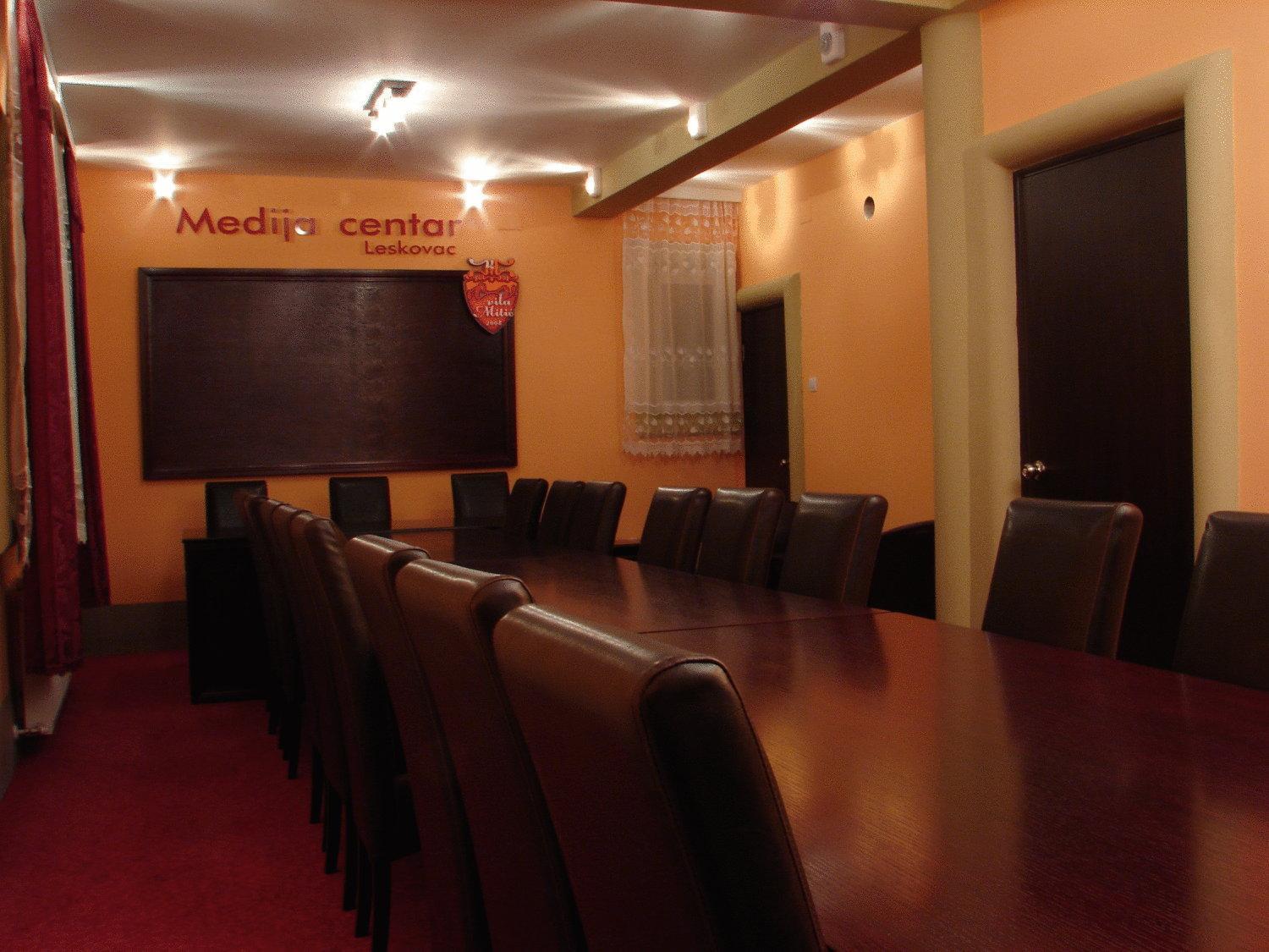 Hotel Vila Mitic Luxx Spa Centar Leskovac  Ngoại thất bức ảnh