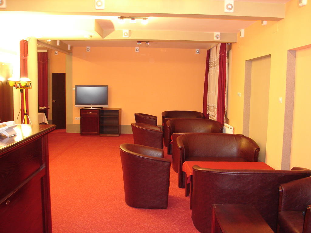 Hotel Vila Mitic Luxx Spa Centar Leskovac  Ngoại thất bức ảnh