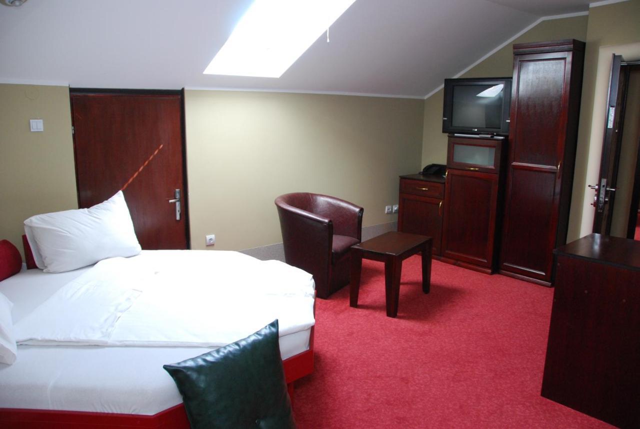 Hotel Vila Mitic Luxx Spa Centar Leskovac  Phòng bức ảnh